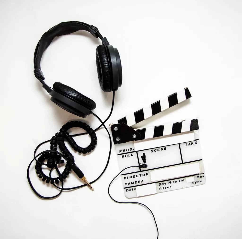 Comment se faire connaître sur YouTube ? 1 headphones 4223911 1280